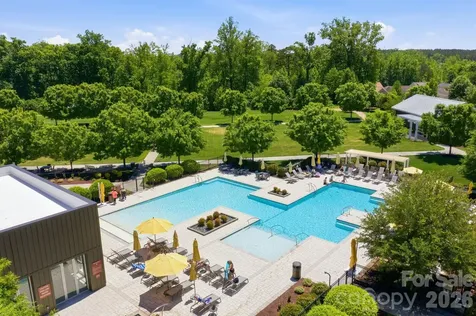 261 Stone Mountain Way Denver NC 28037