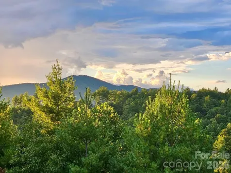5564 Table View Lane Lenoir NC 28645