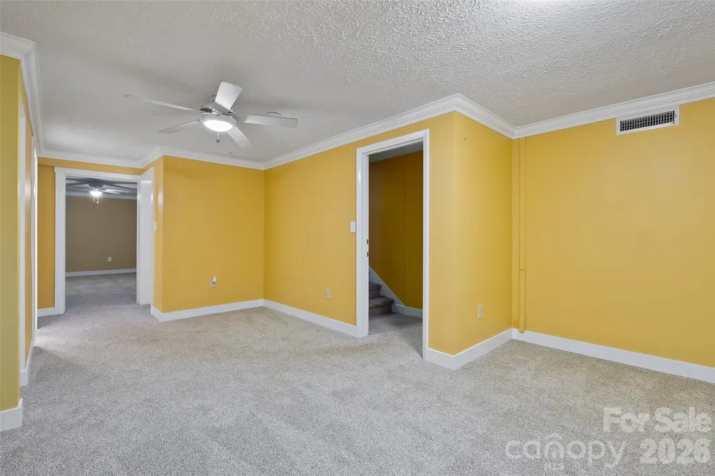 142 Country Club Drive Waynesville NC 28786