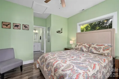 142 Country Club Drive Waynesville NC 28786