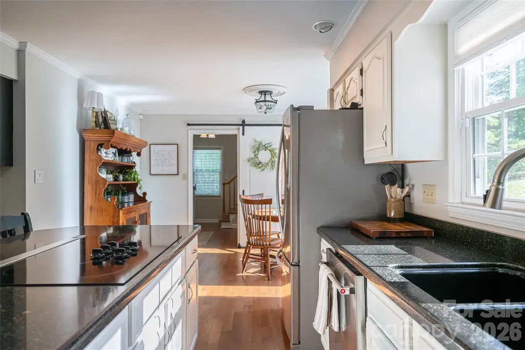 43 Tree Top Drive Arden NC 28704