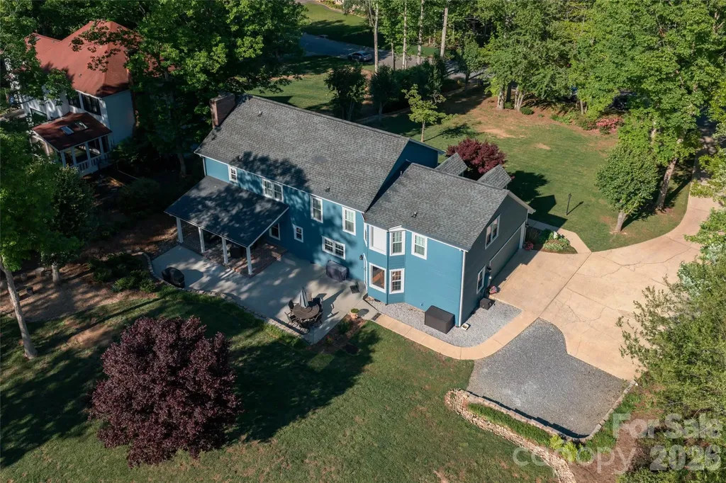 43 Tree Top Drive Arden NC 28704