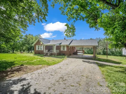 271 Old Ballpark Road Forest City NC 28043