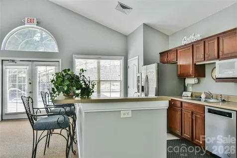 11 Outlook Circle Swannanoa NC 28778