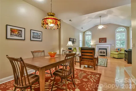 11 Outlook Circle Swannanoa NC 28778