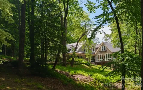 7660 Greenville Highway Brevard NC 28712