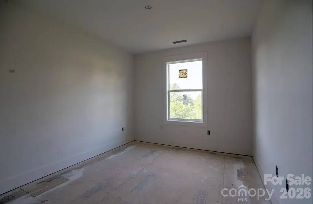 32 Brice Street Asheville NC 28806