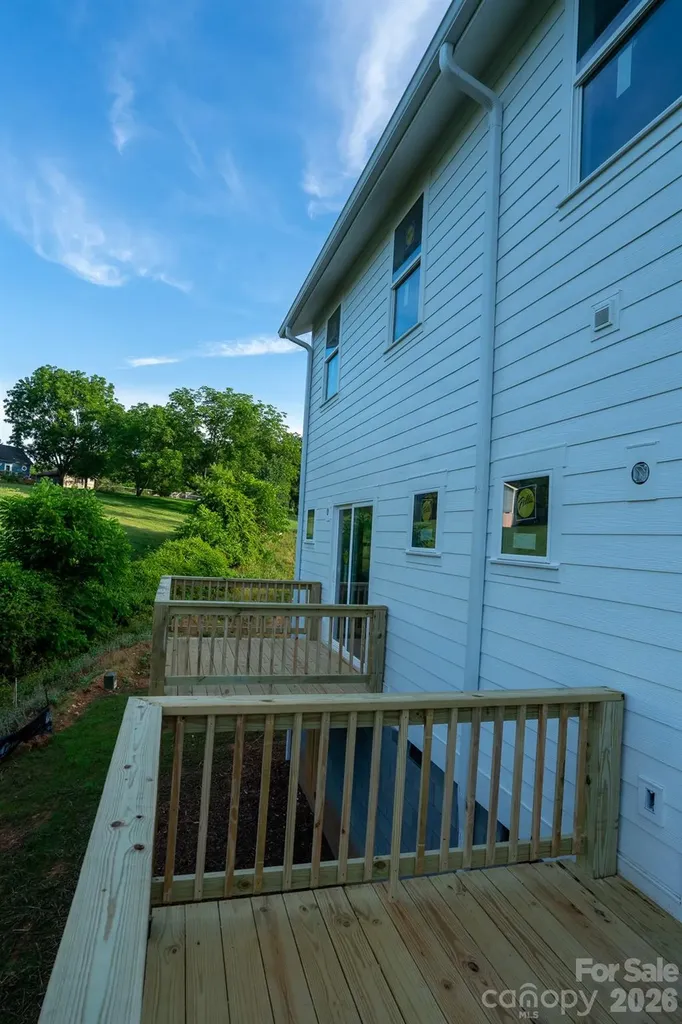 32 Brice Street Asheville NC 28806