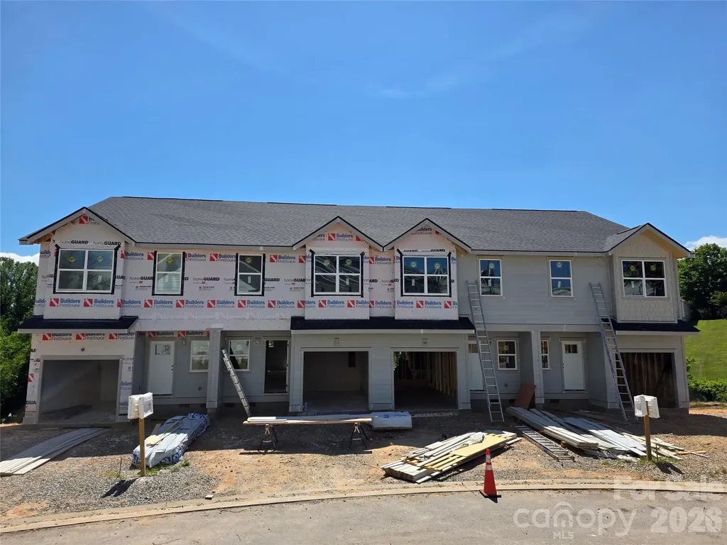 32 Brice Street Asheville NC 28806