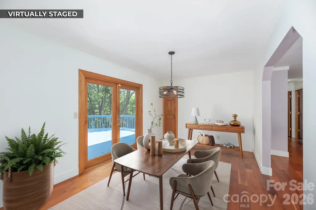 35 Mckinney Road Asheville NC 28805