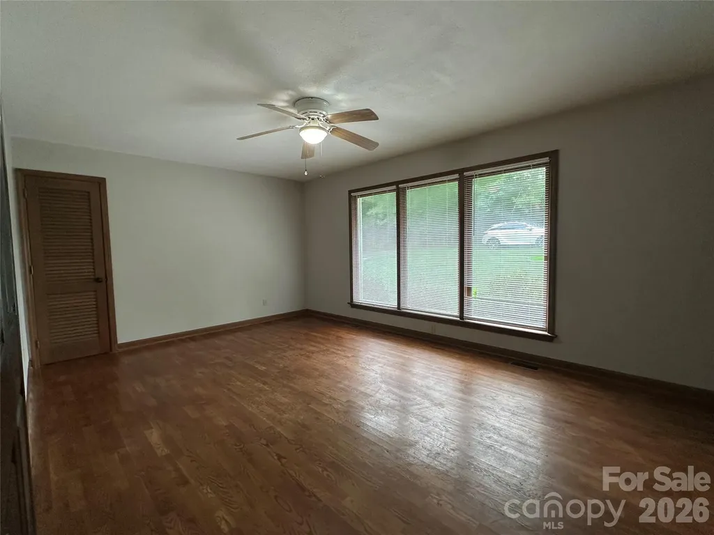 5212 Walter Starnes Place Granite Falls NC 28630