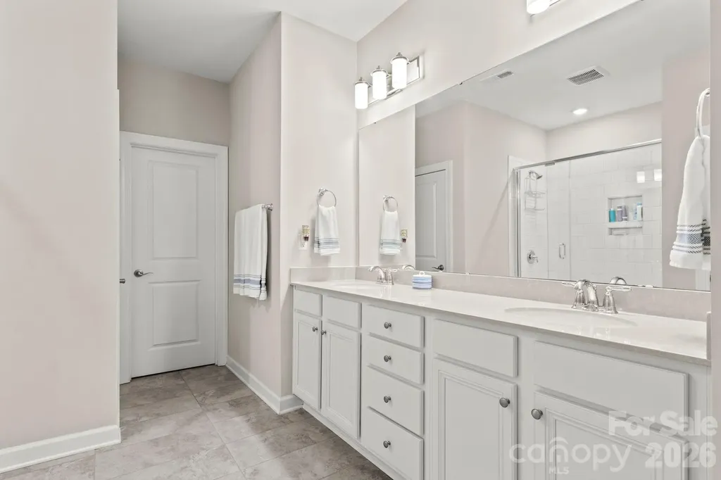 2012 Hyacinth Court Denver NC 28037