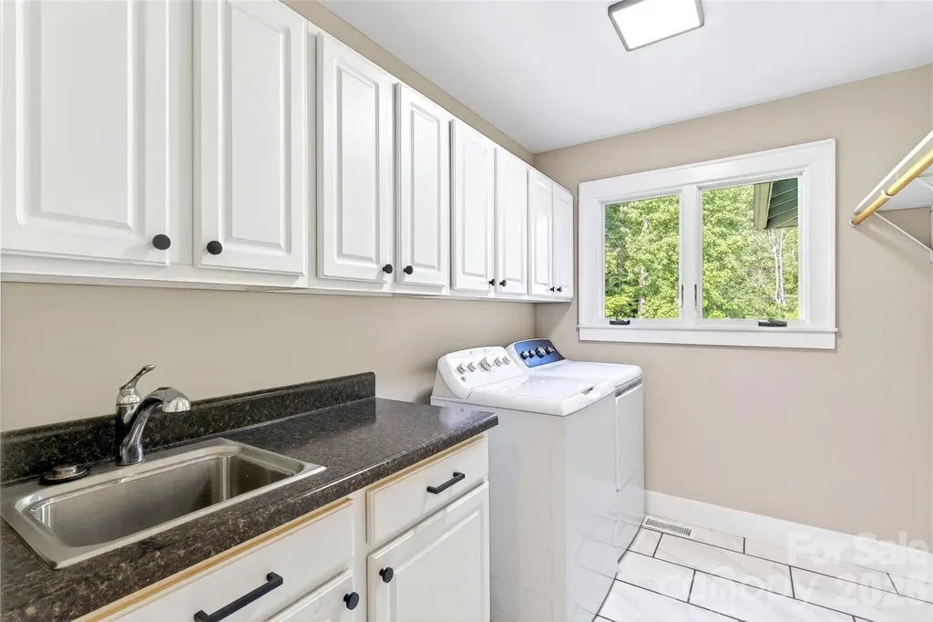 120 Old Lakey Gap Road Black Mountain NC 28711