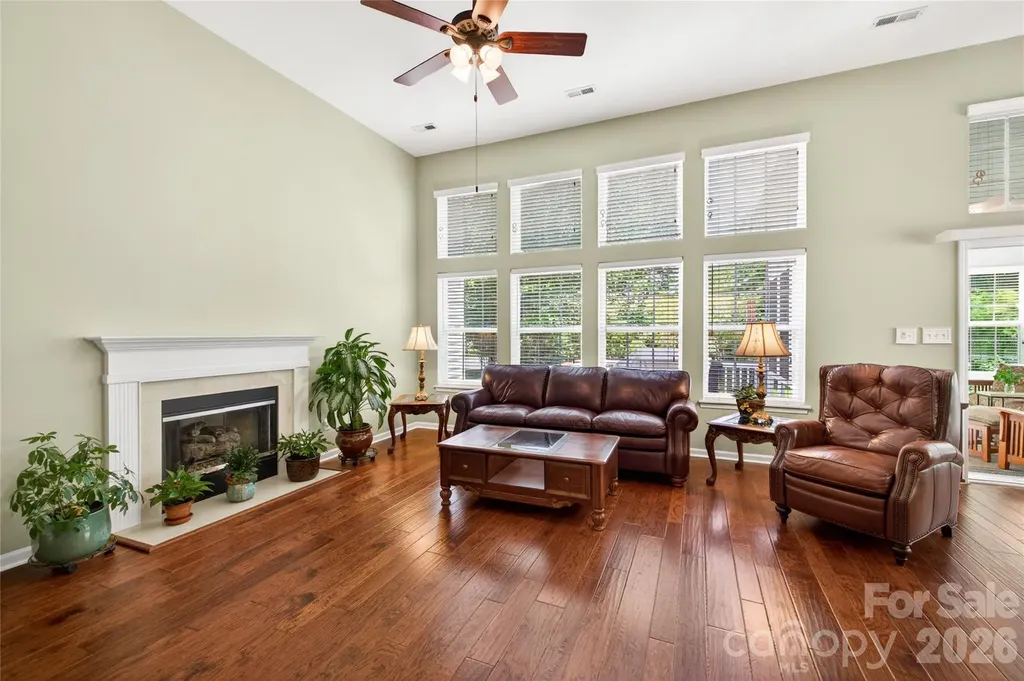 1918 Weighmont Court Charlotte NC 28227