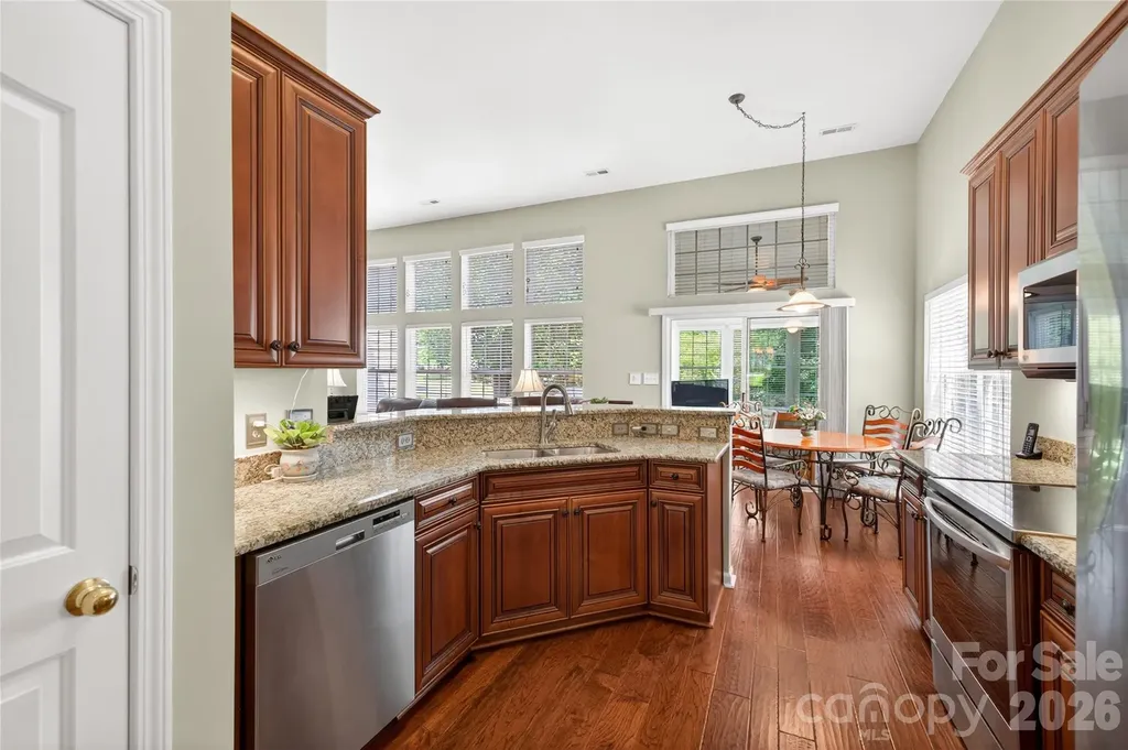 1918 Weighmont Court Charlotte NC 28227