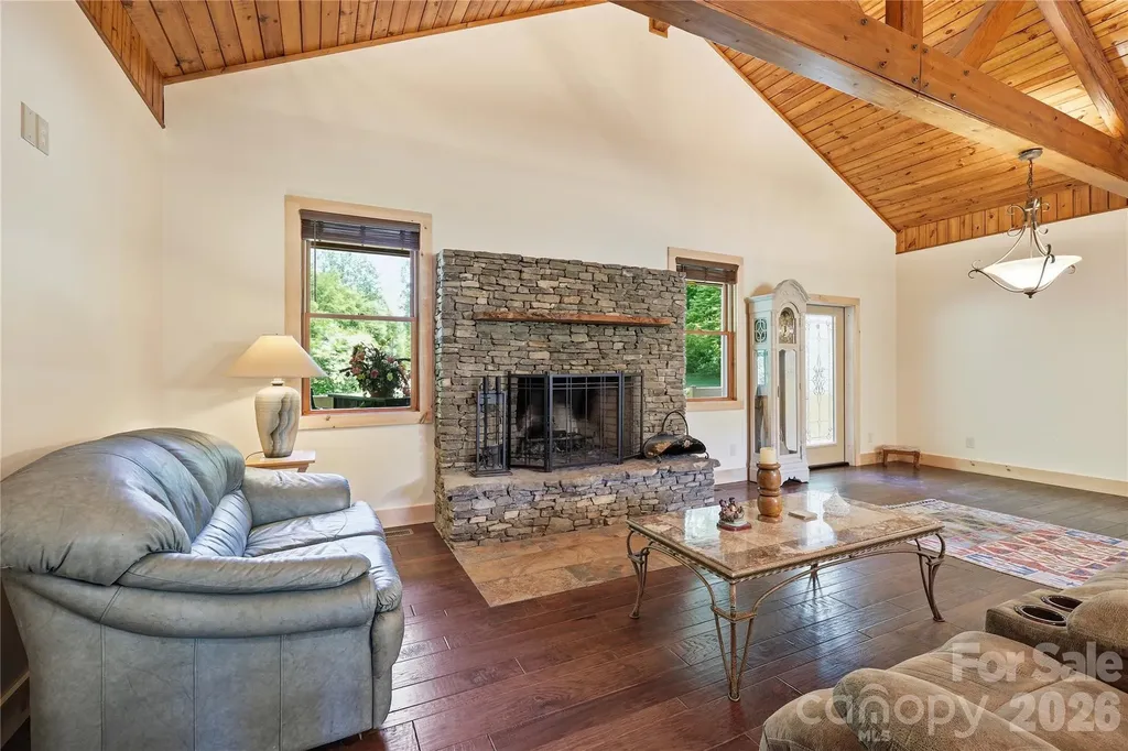 3540 Fork Creek Road Saluda NC 28773