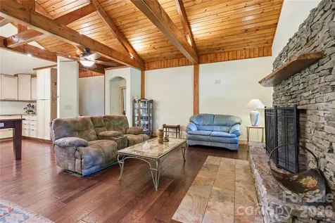 3540 Fork Creek Road Saluda NC 28773