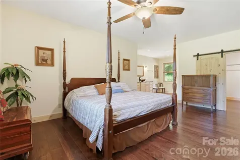 3540 Fork Creek Road Saluda NC 28773