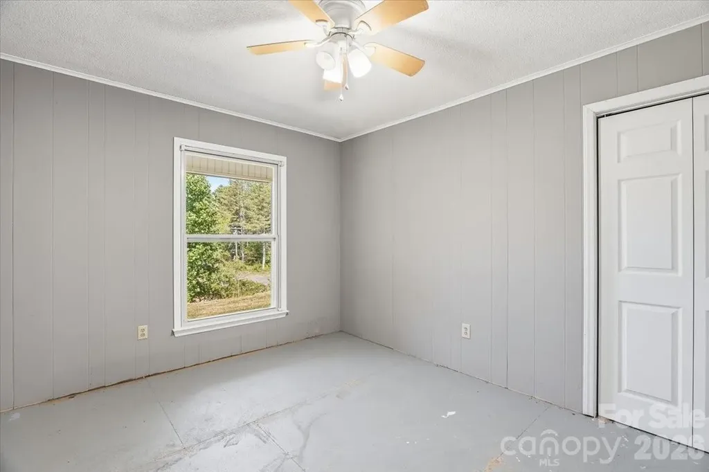 14 Jack Sullins Road Spruce Pine NC 28777