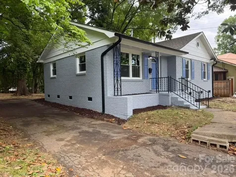 835 Ranch Street Charlotte NC 28208