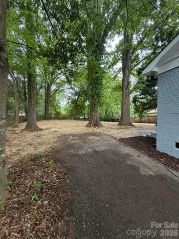 835 Ranch Street Charlotte NC 28208