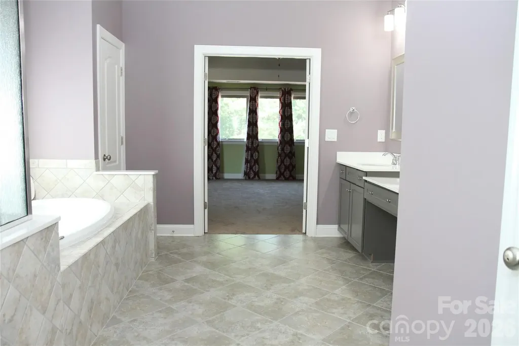 125 Leeward Shoals Lane Mooresville NC 28117