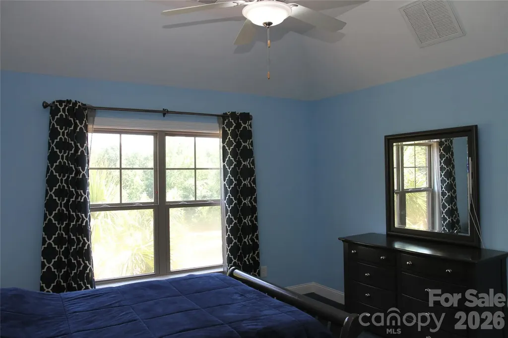125 Leeward Shoals Lane Mooresville NC 28117
