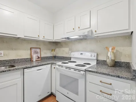 2628 Park Road Charlotte NC 28209