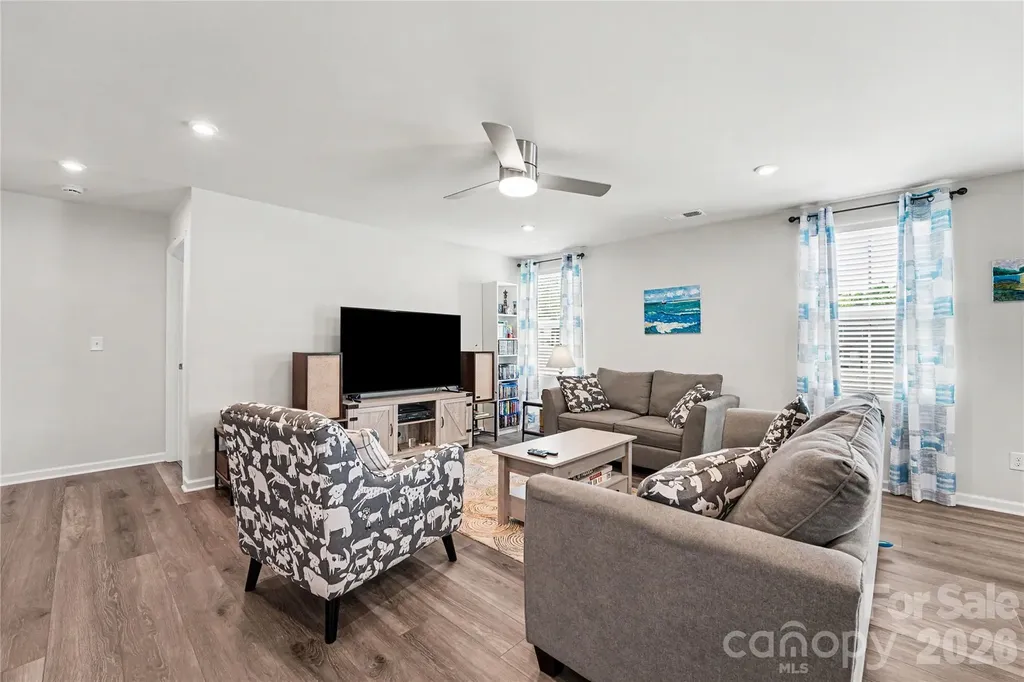 114 Weymouth Avenue Troutman NC 28166