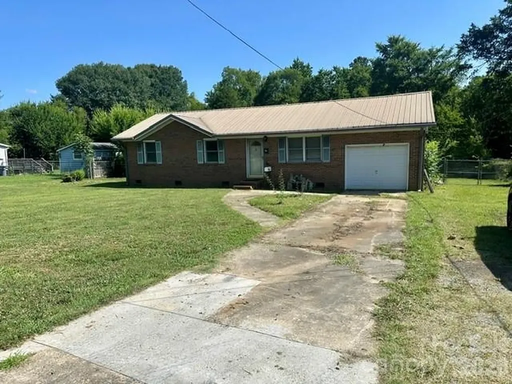 912 Old Hickory Grove Road Mount Holly NC 28120