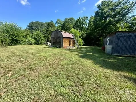 912 Old Hickory Grove Road Mount Holly NC 28120
