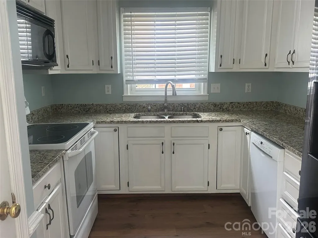 4116 Moss Brook Drive Winston Salem NC 27127