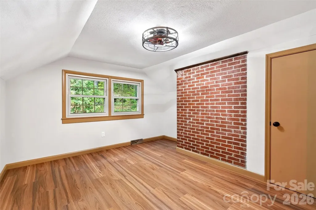 3781 S 226 Highway Bakersville NC 28705