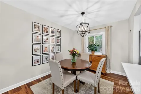 5907 Bluebonnet Road Charlotte NC 28212