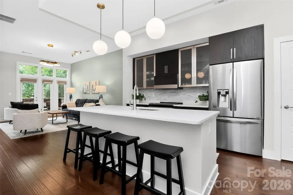 231 Doggett Street Charlotte NC 28203