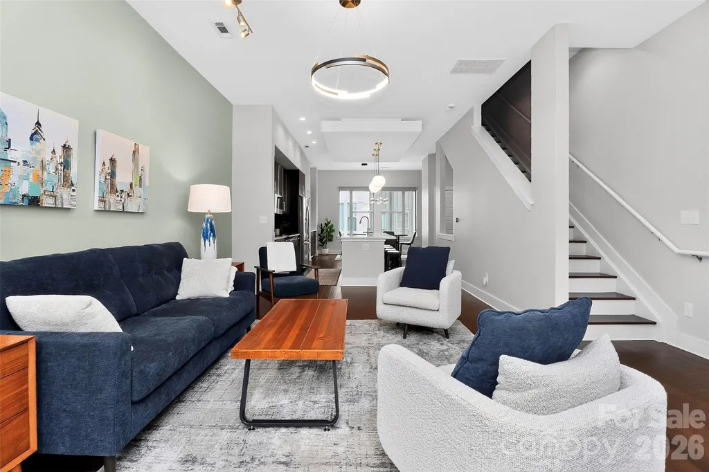 231 Doggett Street Charlotte NC 28203
