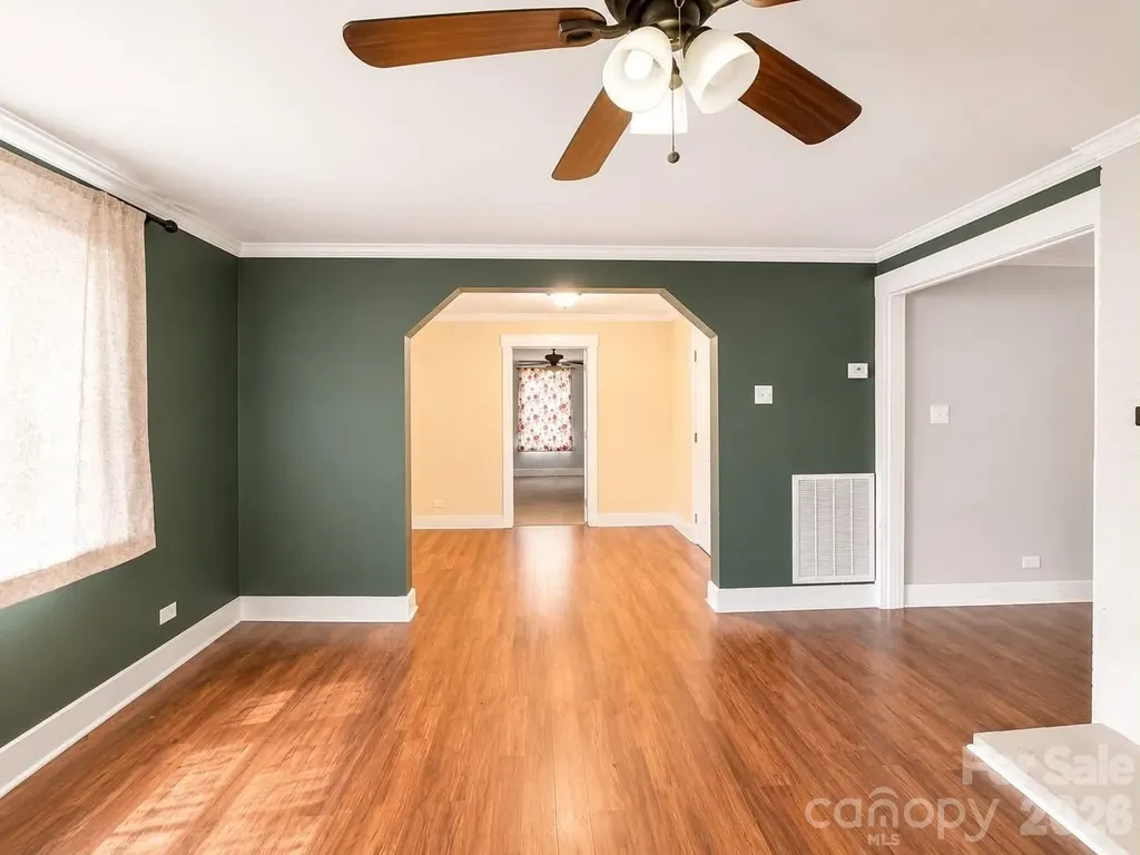 383 E Catawba Avenue Mooresville NC 28115