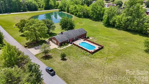 3381 Elaine Avenue Lincolnton NC 28092