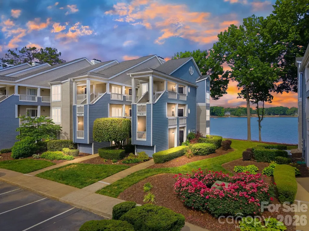 913 Southwest Drive Davidson NC 28036