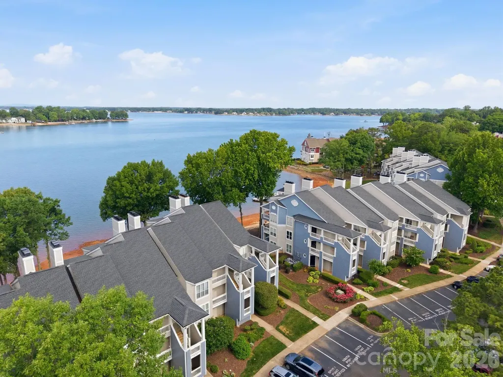 913 Southwest Drive Davidson NC 28036