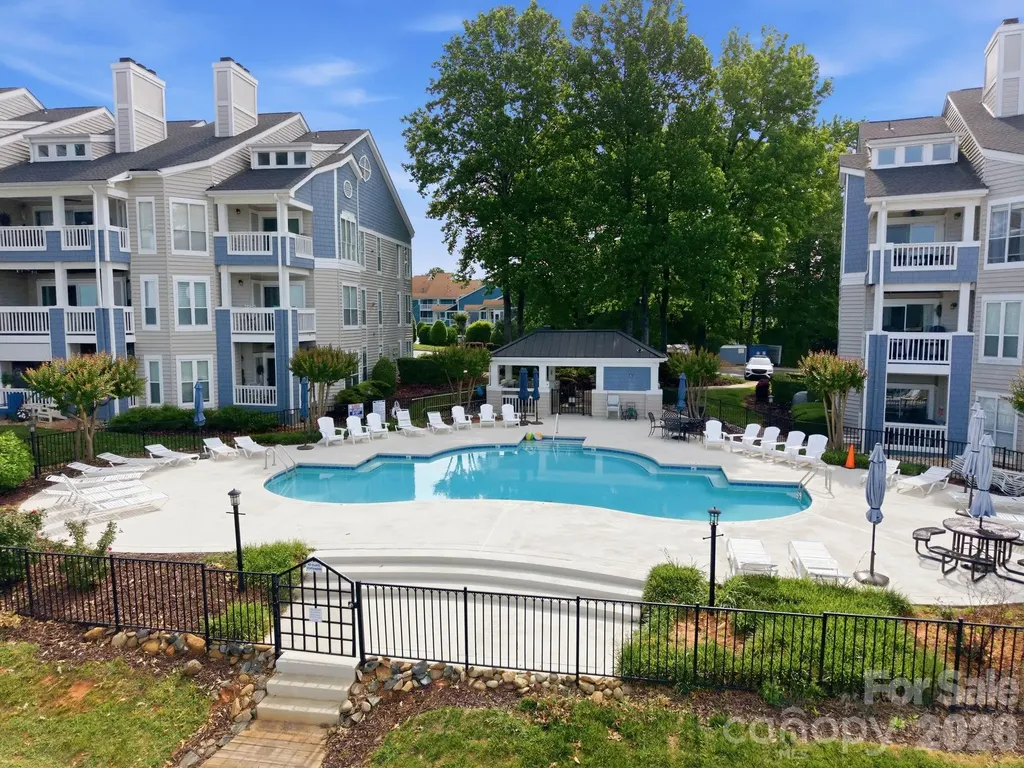 913 Southwest Drive Davidson NC 28036