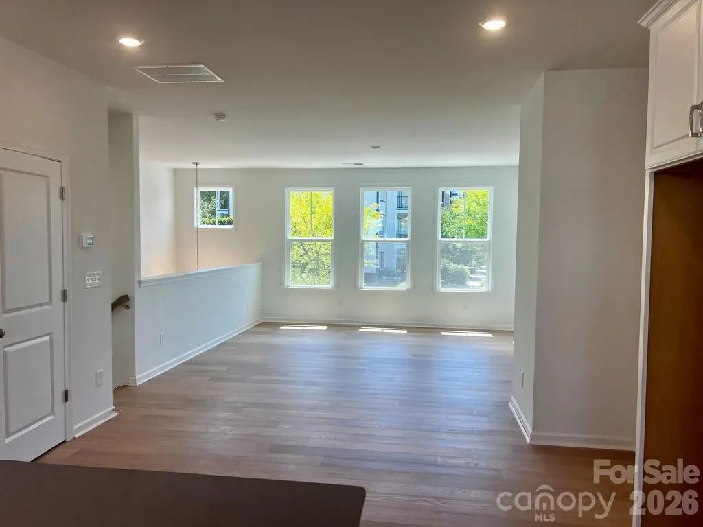 1828 Alexander Village Main Drive Charlotte NC 28262