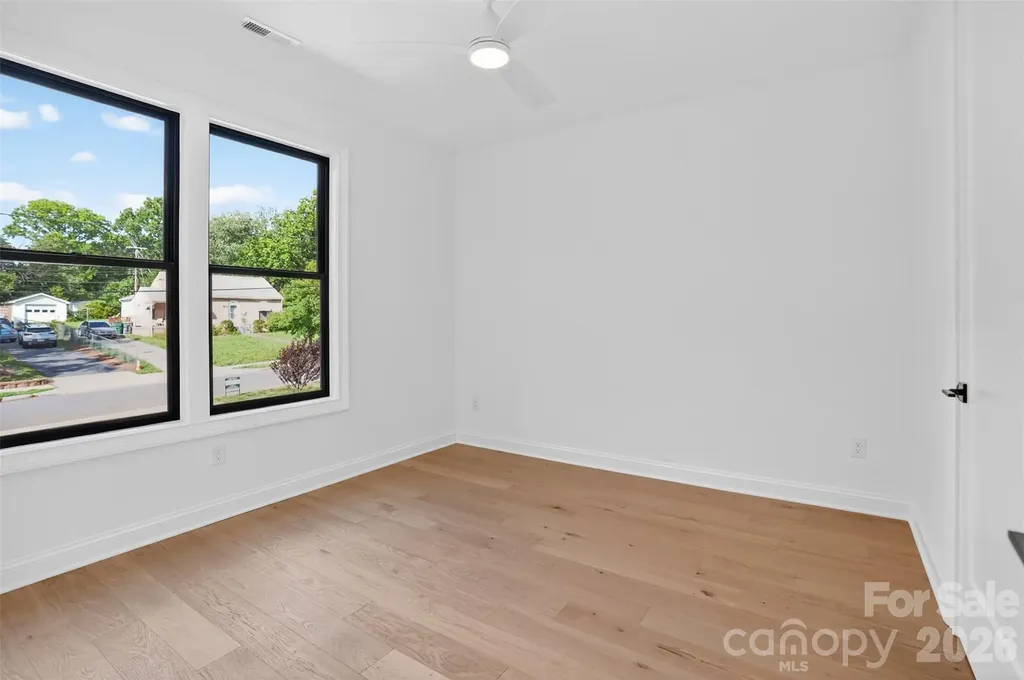 421 W Cama Street Charlotte NC 28217