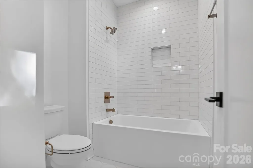 421 W Cama Street Charlotte NC 28217