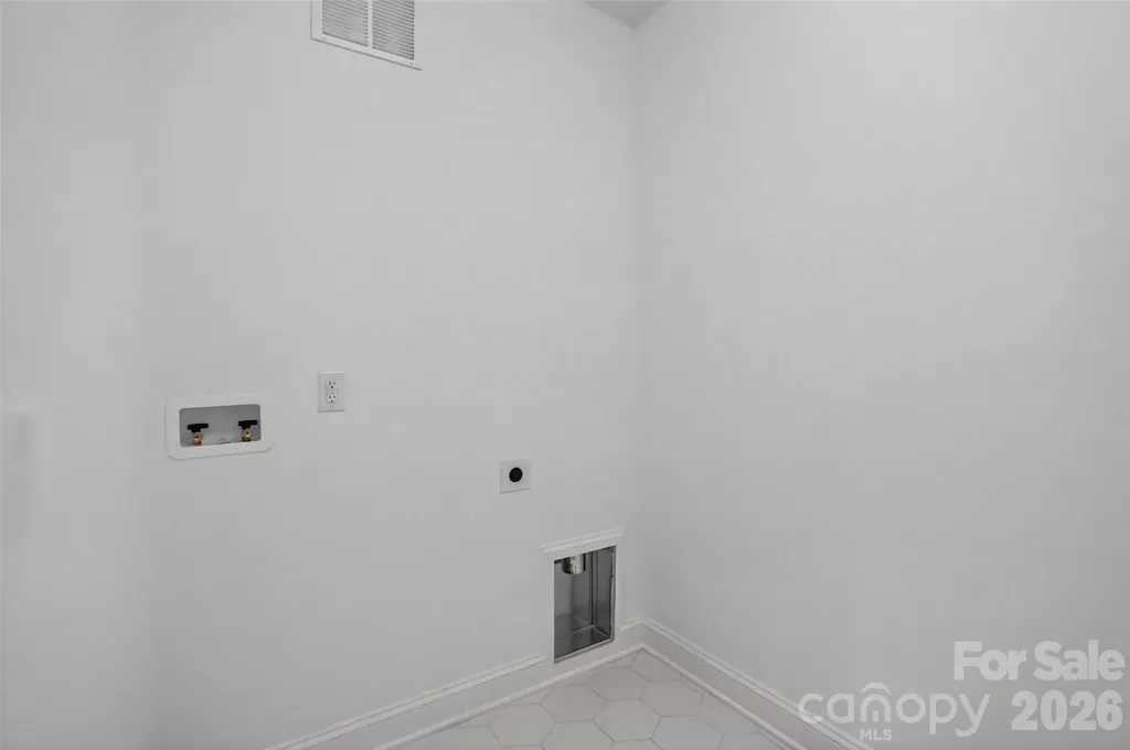 421 W Cama Street Charlotte NC 28217