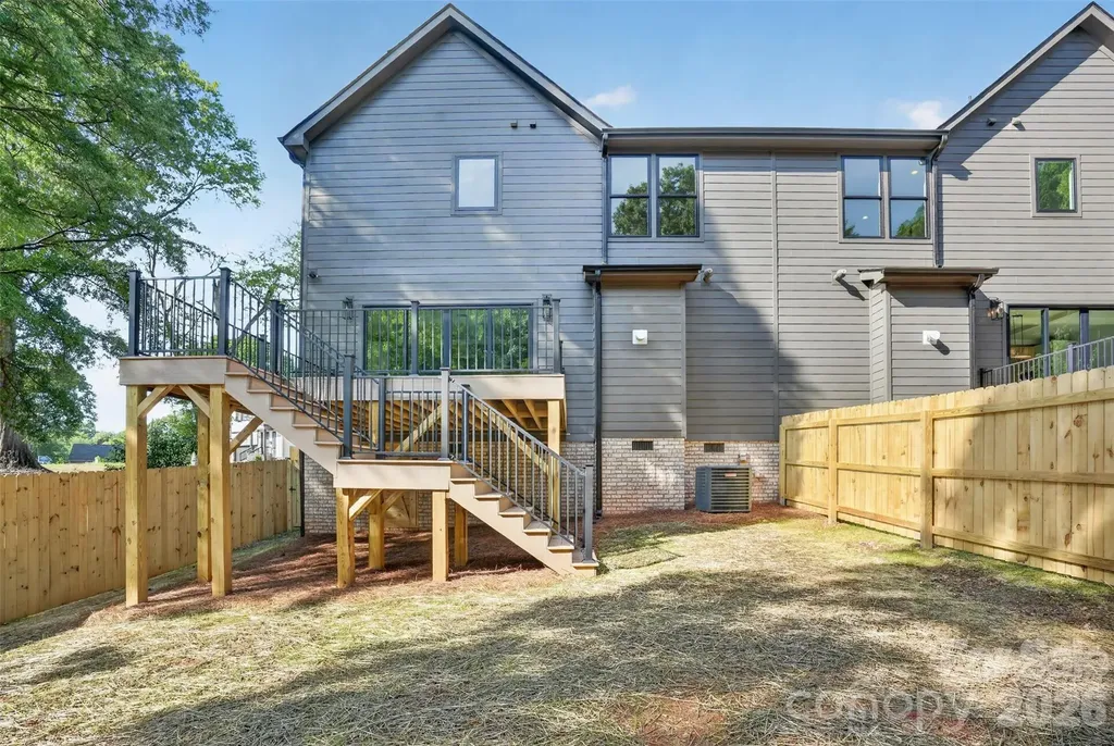 421 W Cama Street Charlotte NC 28217