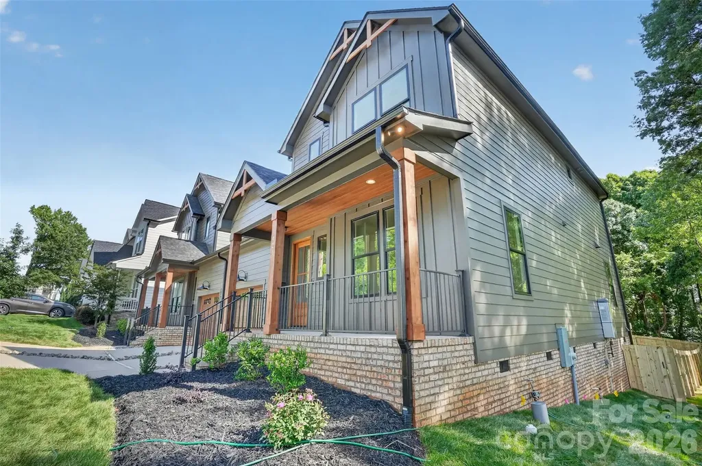 421 W Cama Street Charlotte NC 28217