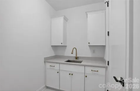 421 W Cama Street Charlotte NC 28217