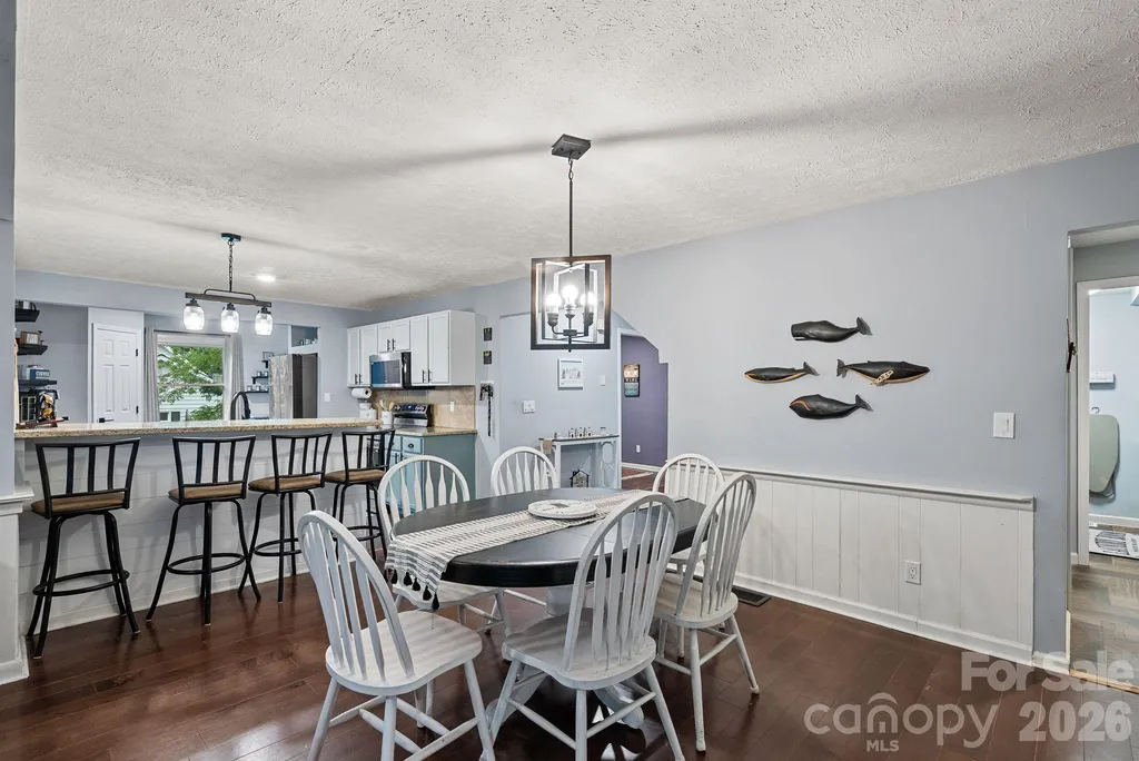 4 Beechwood Lakes Drive Hendersonville NC 28792