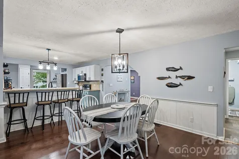 4 Beechwood Lakes Drive Hendersonville NC 28792